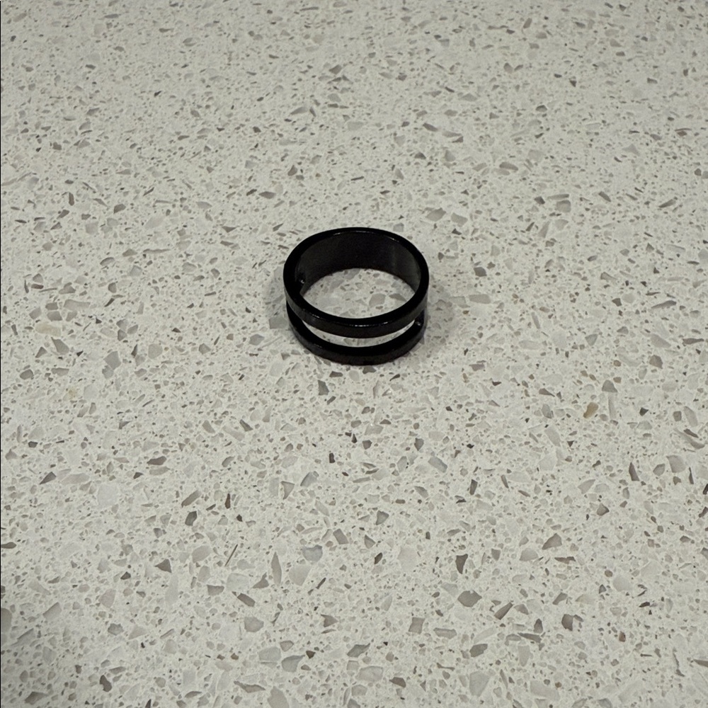 Sleek Black Men's Ring